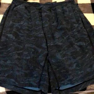 Blue camo lulu lemon shorts